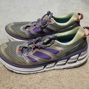Hoka One One Conquest 2 running shoes